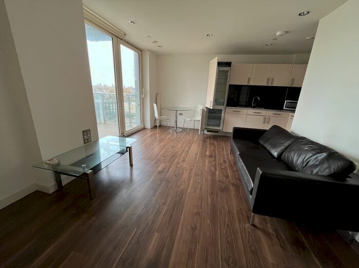 2 Bedroom Flat To Rent In Media City Uk, Salford, M50