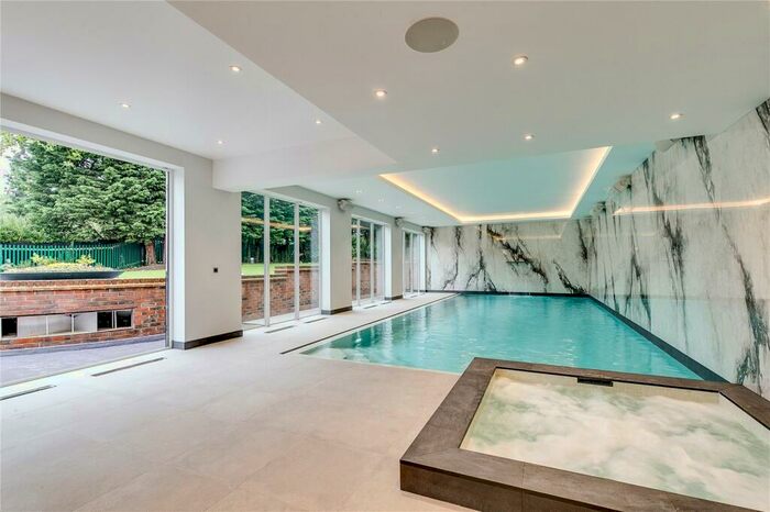7 Bedroom Detached House To Rent In The Bishops Avenue, Hampstead Garden Suburb, N2