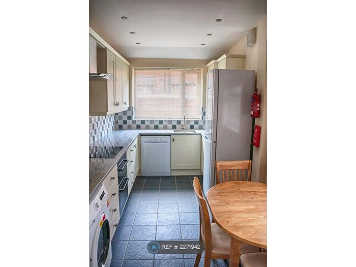 4 Bedroom Terraced House To Rent In Welby Street, Manchester, M13