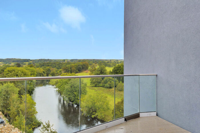 2 Bedroom Flat To Rent In Iron Row, Burley In Wharfedale, Ilkley, West Yorkshire, Uk, LS29