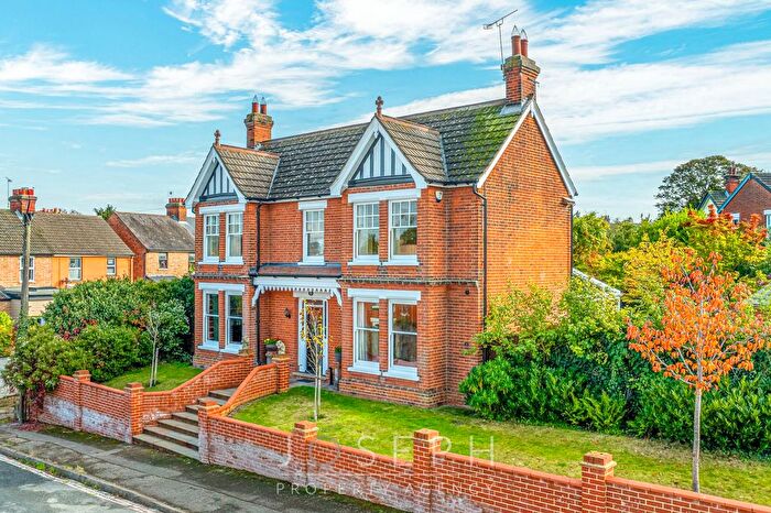 5 Bedroom Detached House For Sale In Tolworth Road, Ipswich, IP4