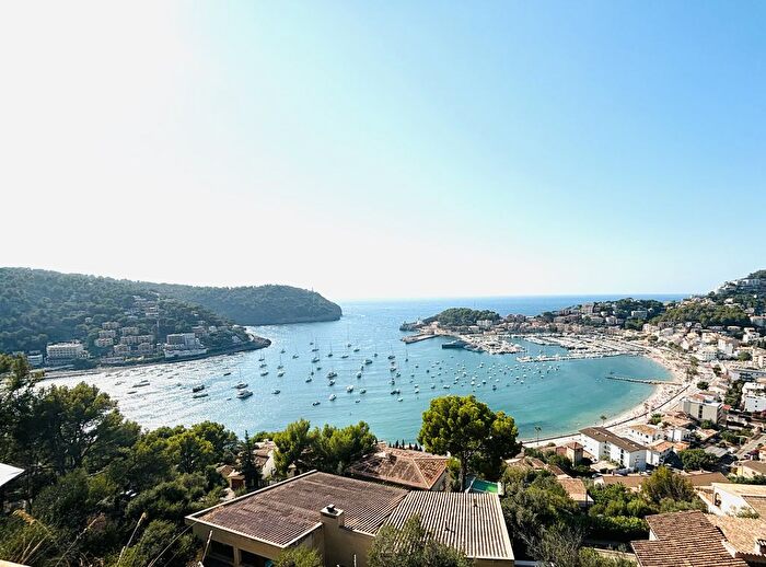 2 Bedroom Flat To Rent In Cl Alaro, Port Of Soller, Mallorca, DD1