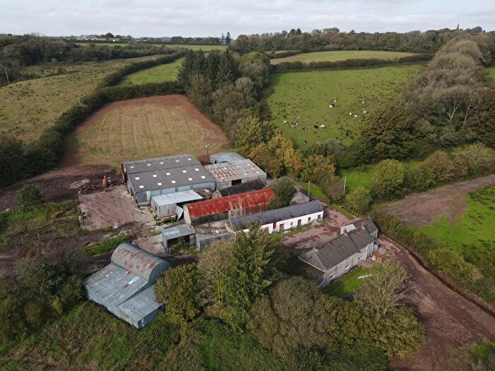 4 Bedroom Farm For Sale In Llanddarog, Carmarthen, SA32