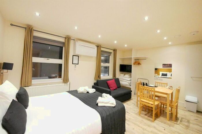 Studio To Rent In Fonthill Road, Finsbury Park, N4