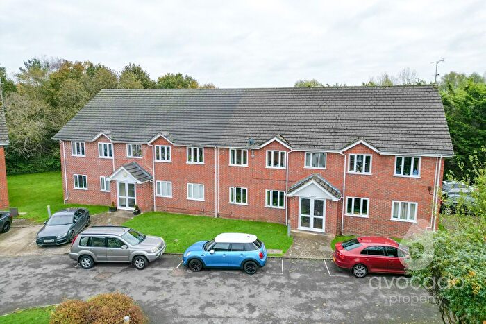 2 Bedroom Flat To Rent In Thornfield Green, Blackwater, Camberley, Hampshire, GU17