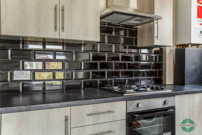 3 Bedroom Maisonette To Rent In Howard Road, London, E17