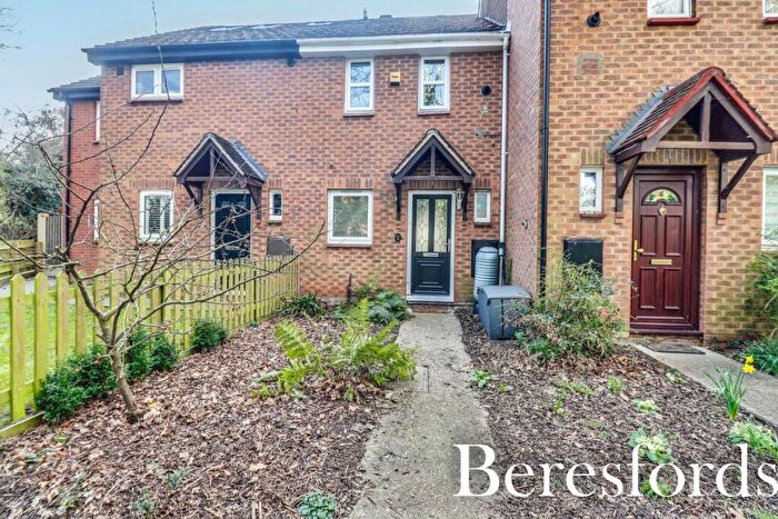 2 Bedroom Terraced House For Sale In Greding Walk, Hutton, CM13