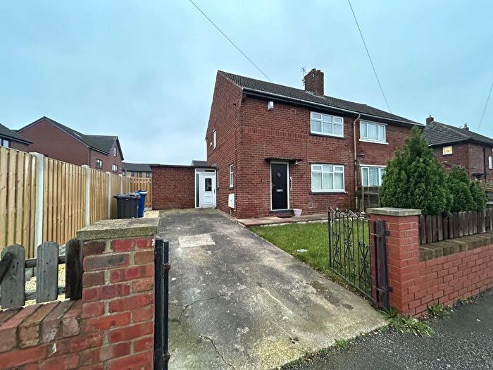 2 Bedroom Semi Detached House For Sale In Wakefield Road, Barnsley, S71