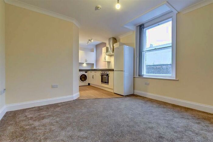 1 Bedroom Flat To Rent In Whitefriargate, Hull, HU1