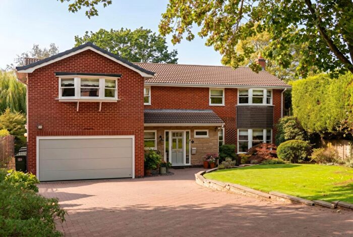 5 Bedroom Detached House For Sale In Sycamore Close, Oadby, LE2