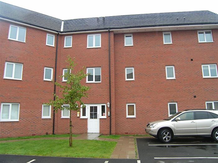 2 Bedroom Flat To Rent In Barley Leaze, Chippenham, SN14