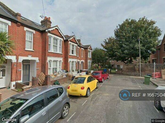 1 Bedroom Flat To Rent In Lyric Road, Barnes, SW13