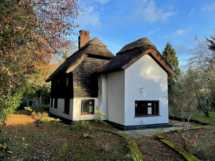 5 Bedroom Property To Rent In Priestwood Road, Meopham, Gravesend, DA13