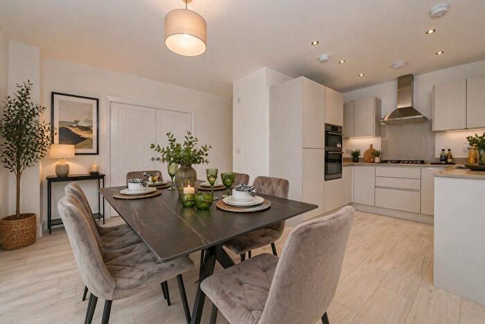 2 Bedroom Apartment For Sale In Apartment Five, Green Park Gardens, Goffs Oak, Waltham Cross, EN7