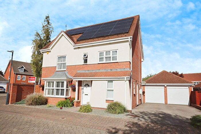 5 Bedroom Detached House For Sale In Caliban Mews, Heathcote, Warwick, CV34