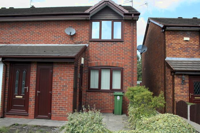 1 Bedroom Flat To Rent In Astley Street, Dukinfield, SK16