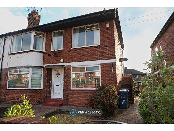 2 Bedroom Flat To Rent In Gosforth, Newcastle Upon Tyne, NE3