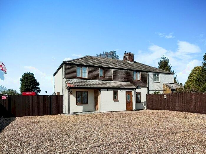 4 Bedroom Semi-Detached House For Sale In Cock Fen Road, Welney, Wisbech, PE14