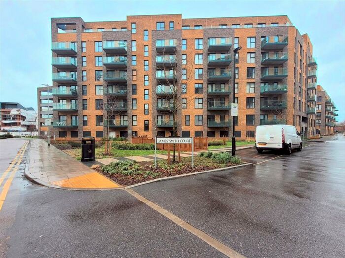 2 Bedroom Flat To Rent In James Smith Court, Dartford, DA1