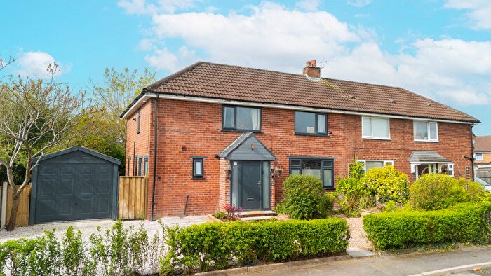 4 Bedroom Semi Detached House For Sale In Birch Tree Road, Lowton, Warrington, Cheshire, WA3