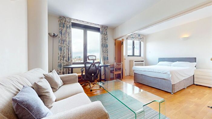 1 Bedroom Flat To Rent In Cromwell Road, South Kensington, SW7
