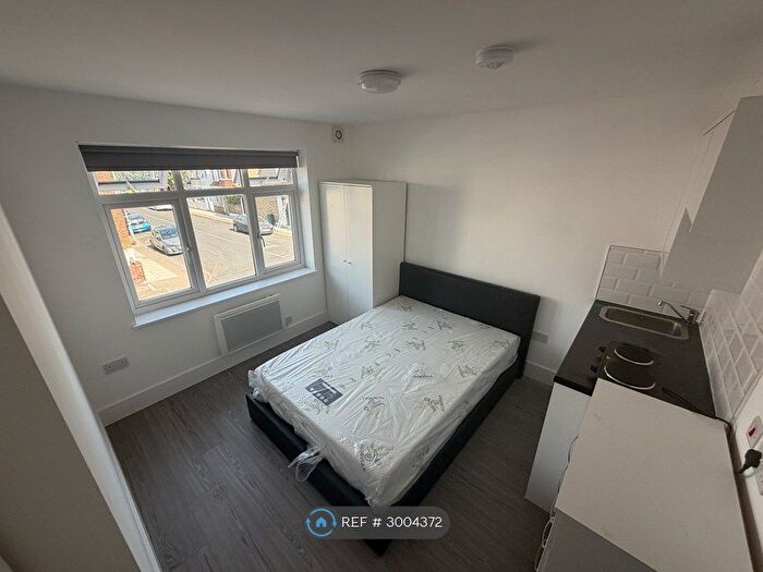 Studio To Rent In Rostella Road, London, SW17