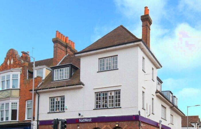 1 Bedroom Apartment To Rent In Station Road, Station Road, Gerrards Cross, Buckinghamshire, SL9