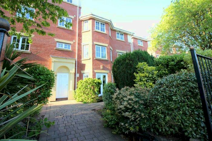2 Bedroom Apartment To Rent In Derby Court, Bury, BL9