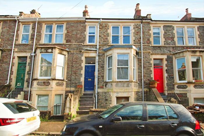 1 Bedroom Flat To Rent In Cowper Road - Redland, BS6