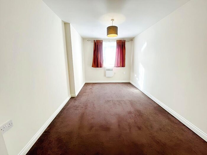 1 Bedroom Flat To Rent In St Andrews Court, Calcutta Road, Tilbury, RM18