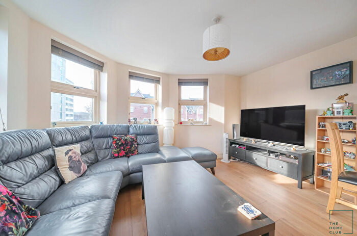 2 Bedroom Apartment To Rent In Church Road, Guildford, GU1