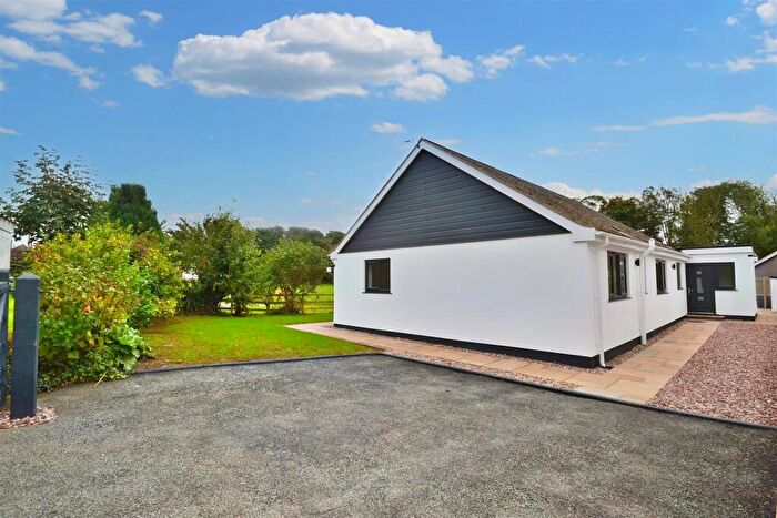 3 Bedroom Detached Bungalow For Sale In Spittal, Haverfordwest, SA62