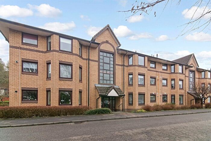 2 Bedroom Flat For Sale In Birch View, Bearsden, Glasgow, East Dunbartonshire, G61