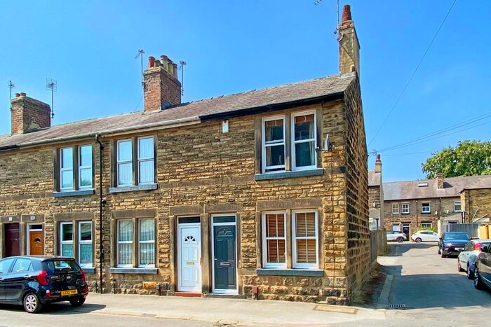 2 Bedroom End Of Terrace House To Rent In Ashfield Road, Harrogate, HG1