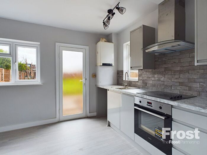 2 Bedroom End Of Terrace House To Rent In Cranleigh Road, Feltham, TW13