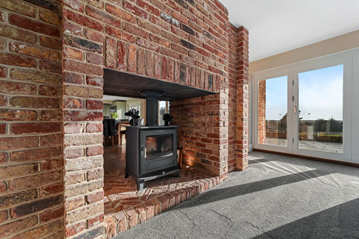 5 Bedroom Detached House For Sale In Church Road, Peldon, CO5