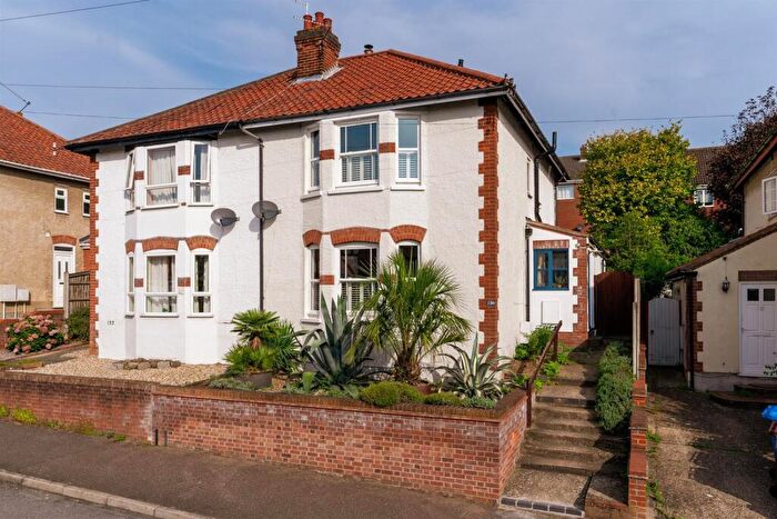 3 Bedroom Semi Detached House For Sale In Whitehall Road, Norwich, NR2