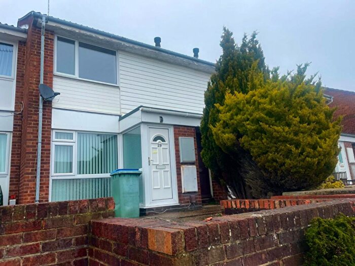 1 Bedroom Maisonette To Rent In Weyhill Close, Fareham, Hampshire, PO16