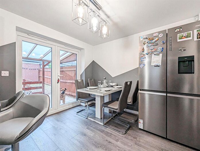 3 Bedroom Detached House For Sale In Bowden Green Drive, Leigh, WN7