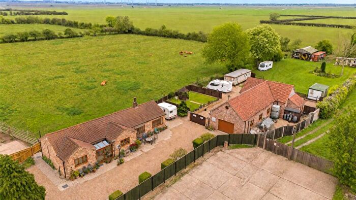 7 Bedroom Bungalow For Sale In Main Road, Maltby Le Marsh, Lincolnshire, LN13