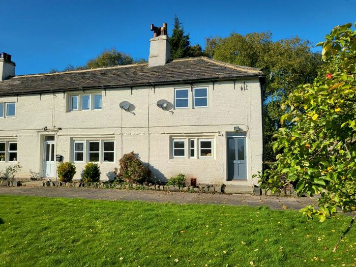 3 Bedroom End Of Terrace House To Rent In Harley Head Farm, Halifax Road, HX3