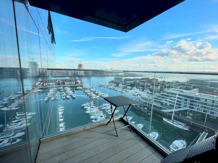 3 Bedroom Apartment To Rent In The Moresby Tower, Ocean Village, SO14