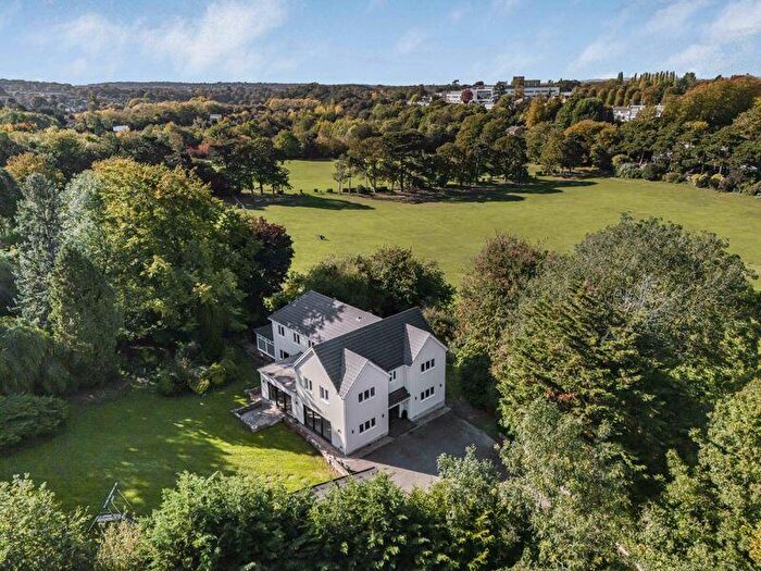 5 Bedroom Detached House For Sale In Church Field, Wilmington, DA2