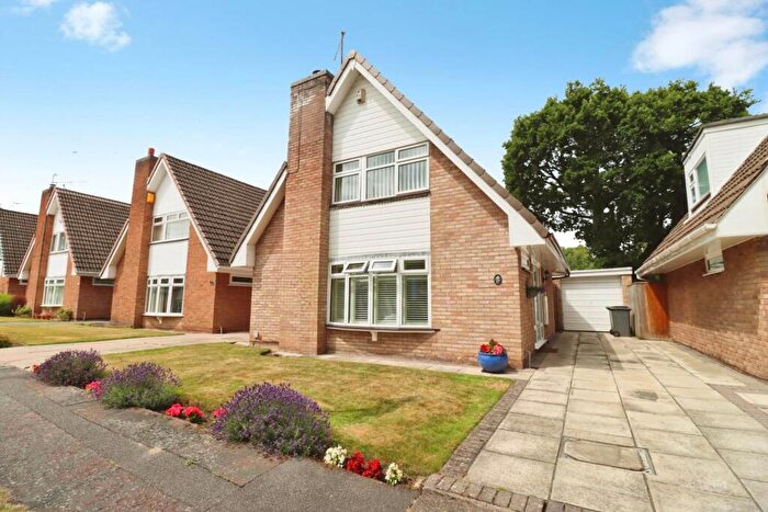 3 Bedroom Detached House For Sale In Woodfield Road, Bebington, CH63