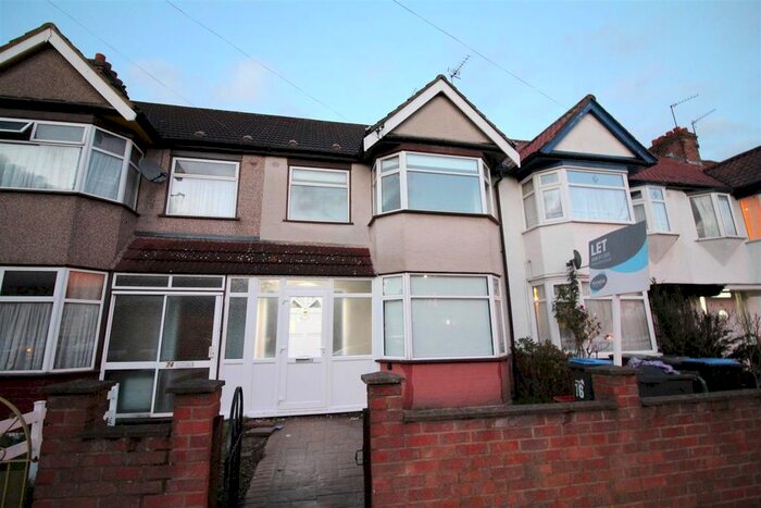 3 Bedroom Terraced House To Rent In Causeyware Road, Edmonton, N9