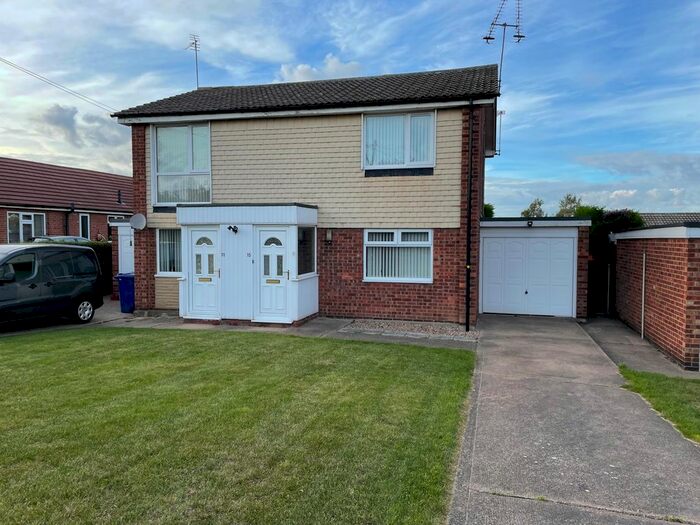 2 Bedroom Flat To Rent In Church Lane, Bessacarr, Doncaster, DN4