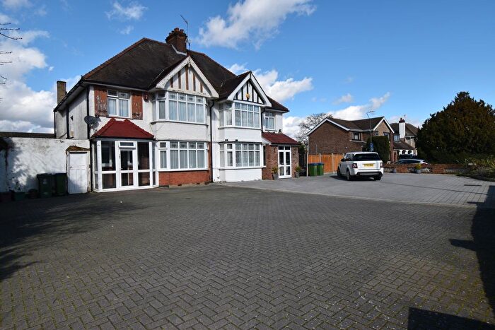 4 Bedroom Semi Detached House To Rent In Woolwich Road, London, SE2