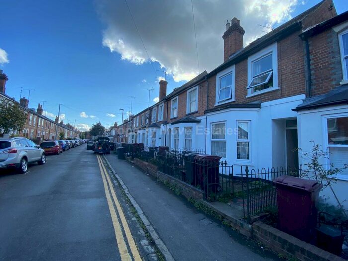 5 Bedroom Terraced House To Rent In De Beauviour Road, Reading, RG1