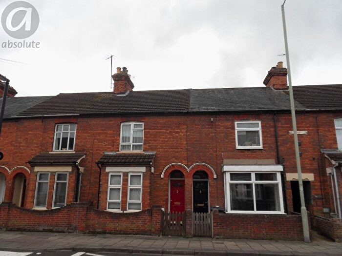 3 Bedroom Property To Rent In Roff Avenue, Bedford, MK41