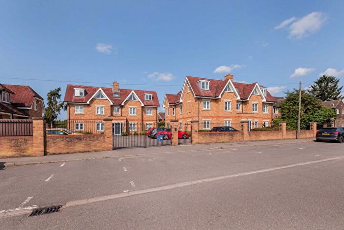 2 Bedroom Penthouse For Sale In Saxon Court, High Street, Iver, SL0
